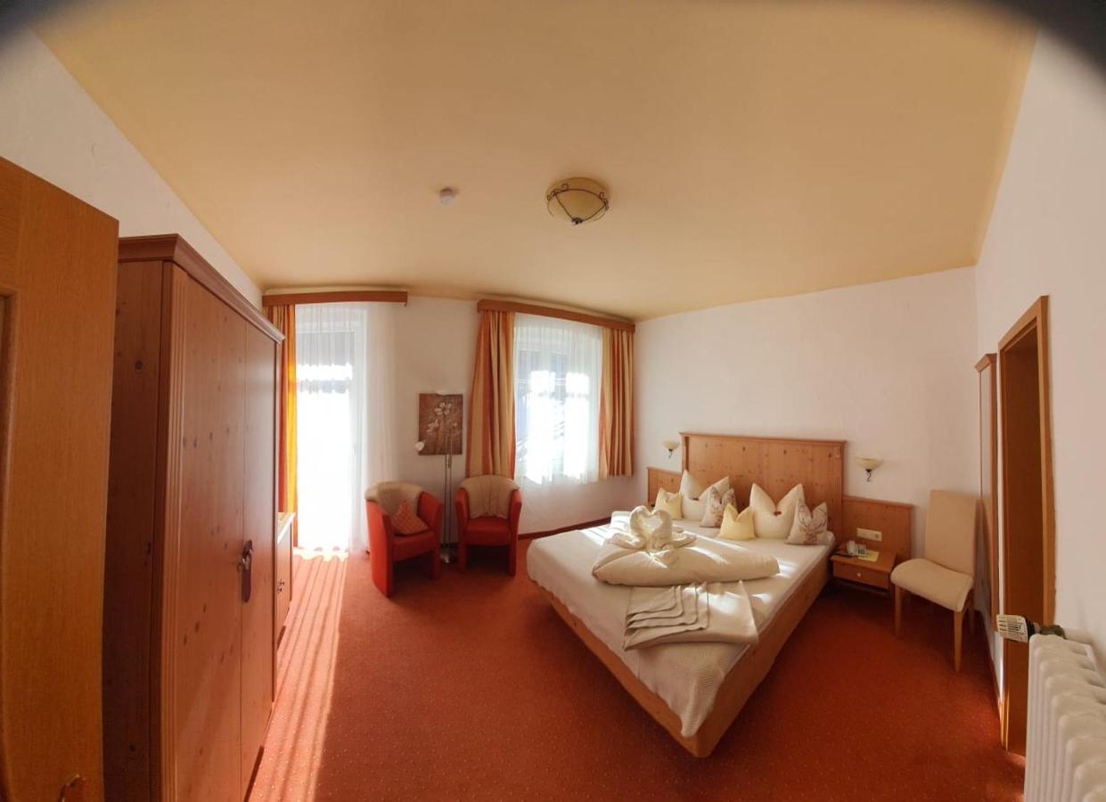 מוטנוואלד Hotel-Garni Drachenburg מראה חיצוני תמונה