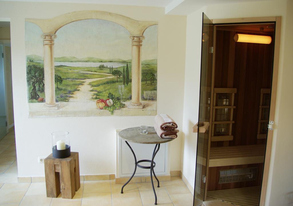 מוטנוואלד Hotel-Garni Drachenburg מראה חיצוני תמונה
